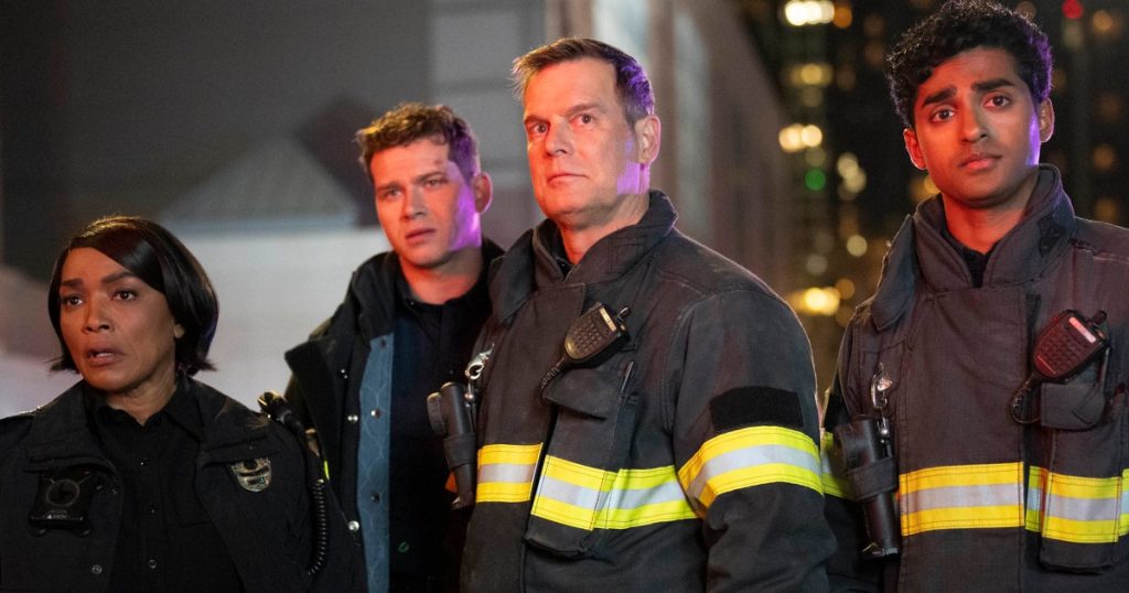 9-1-1-peter-krause-mc-250418-09-5b92ef.jpg