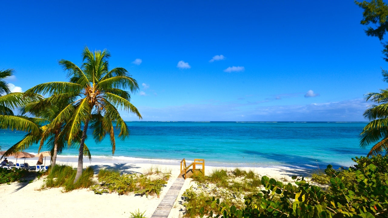 Hombre de Nueva York desaparece tras salir de su casa de vacaciones en Turks y Caicos