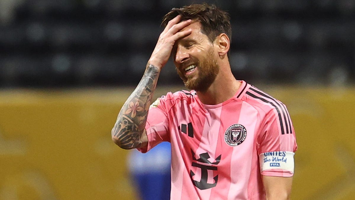 ¿A qué hora y en qué canal puedo ver si juega Messi?