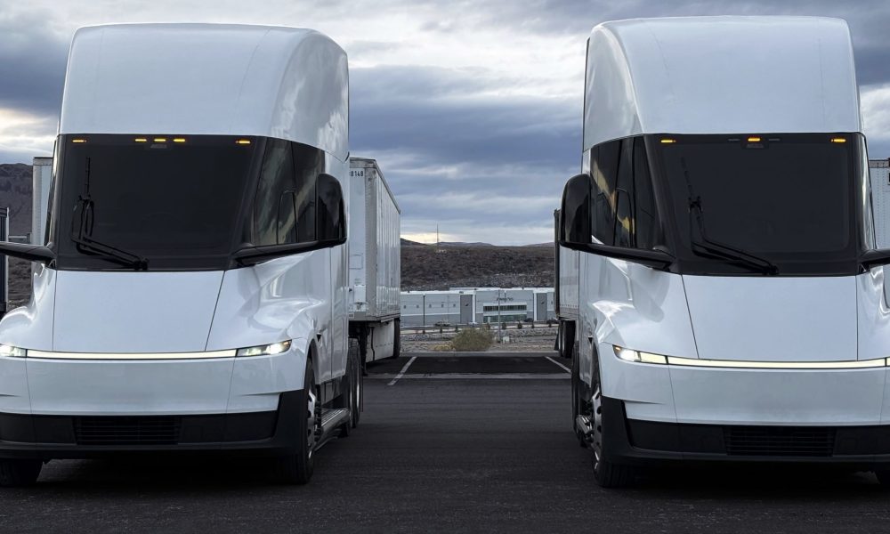 Tesla Semi Revamped 1000x600.jpg