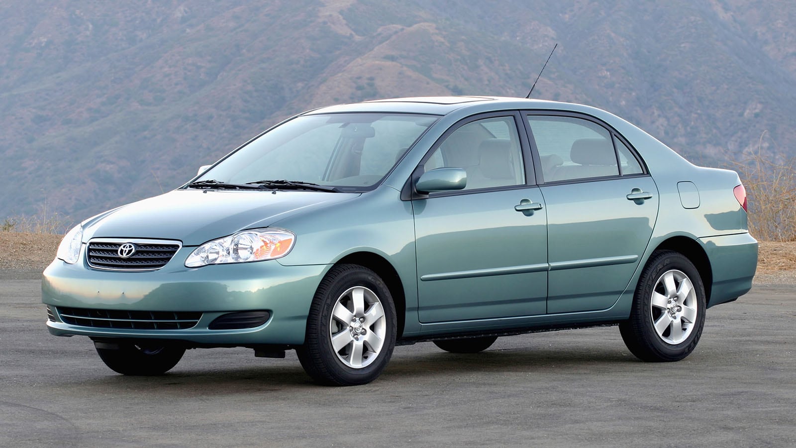 2007 Toyota Corolla 16x9 1.jpg