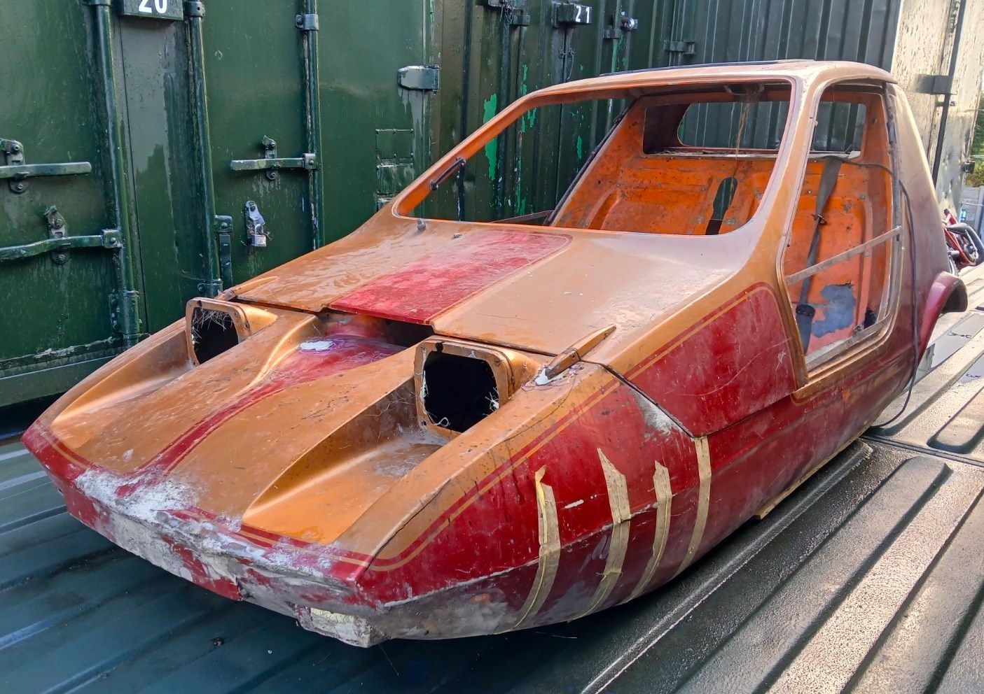 Bond Bug 700es Project Car.jpg