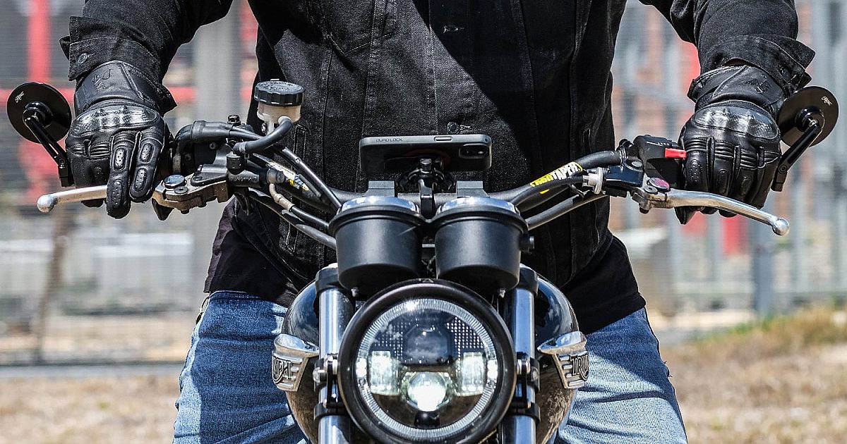 Saint Jeans and Gloves Review.jpg