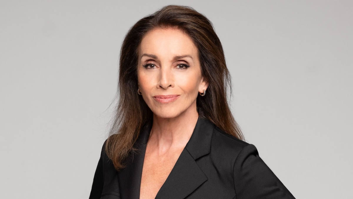 5cf579c1c065 Ana Belen.jpg