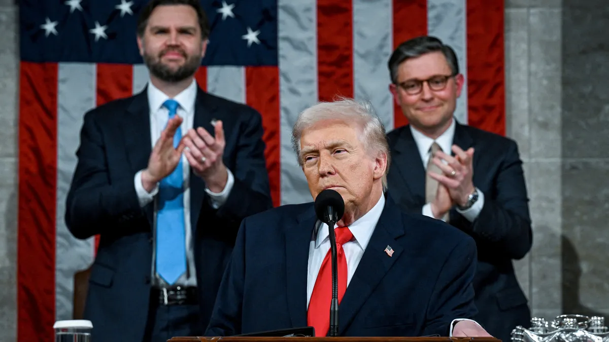 88855179007 20260225 T 031157 Z 567068302 Rc 2 Qsja 690 Db Rtrmadp 3 Usatrumpcongress.jpg