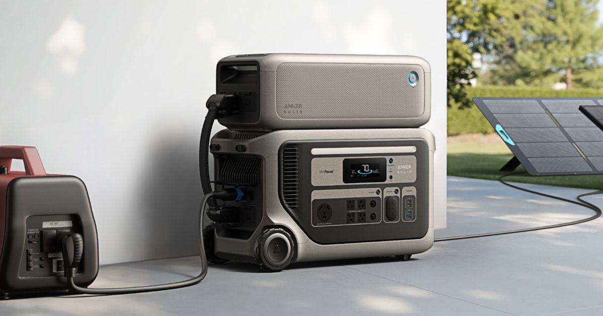 Anker Solix F3000 Portable Power Station with Expansion Battery.jpg