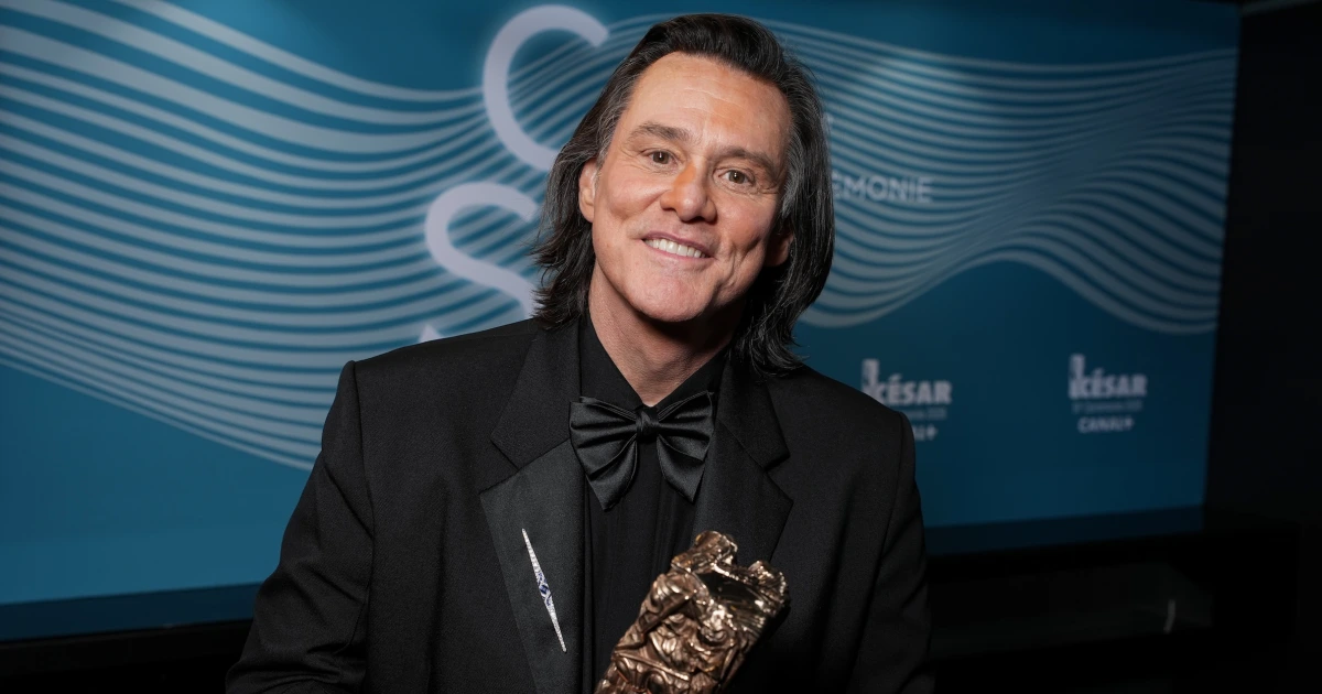 Jim Carrey Lc 260302 9ad064.jpg