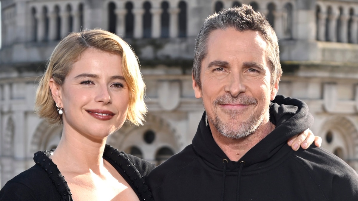 Jessie Buckley Y Christian Bale en Londres Al Q6uvtz7zjjbplanxj3ejqpyoxq.jpg