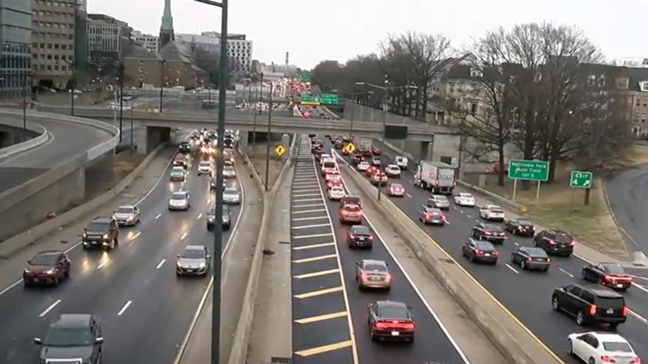 D2ad22d5 Fe2d 47fc Bbd3 277f433ae8c6 Jumbo16x9 Dctraffic.jpg