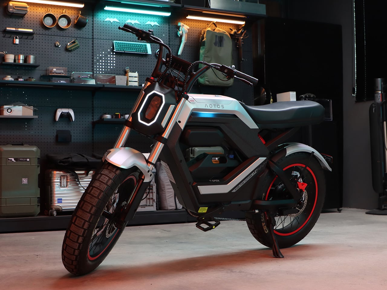 Aotos Flux X26 a New Class of Electric Machine Hero.jpg