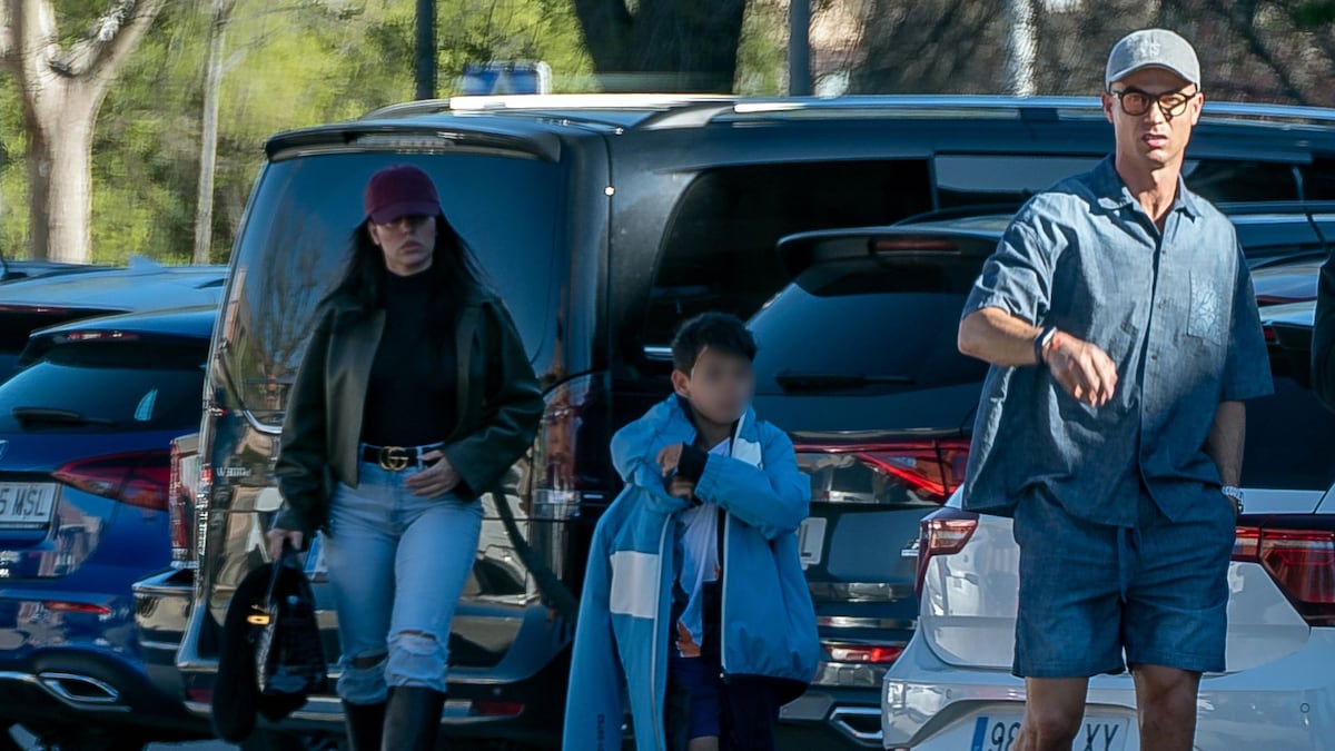 A2ed1920eee6 Europapress7396111cristianoronaldogeorginarodriguezhijomateolleganresta.jpg