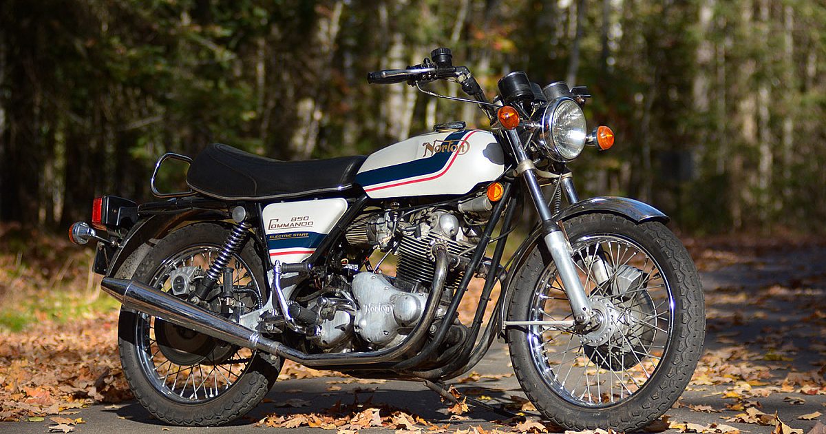 1975 Norton Commando 850 5.jpg