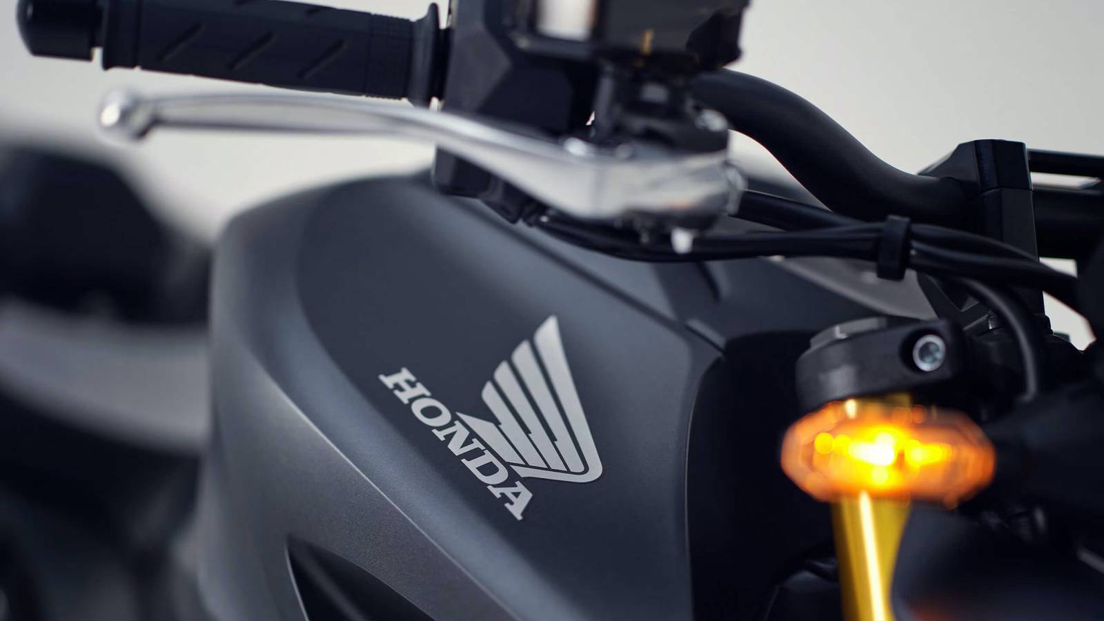2025 Honda Cb1000 Hornet Sp Close Up.jpg