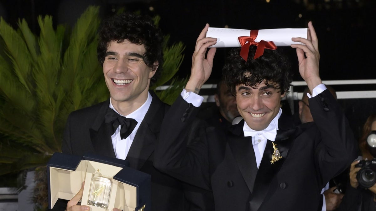 E2256d03e1b6 Europapress7545368directoresjaviercalvojavierambrossiposanpremiomejord.jpg